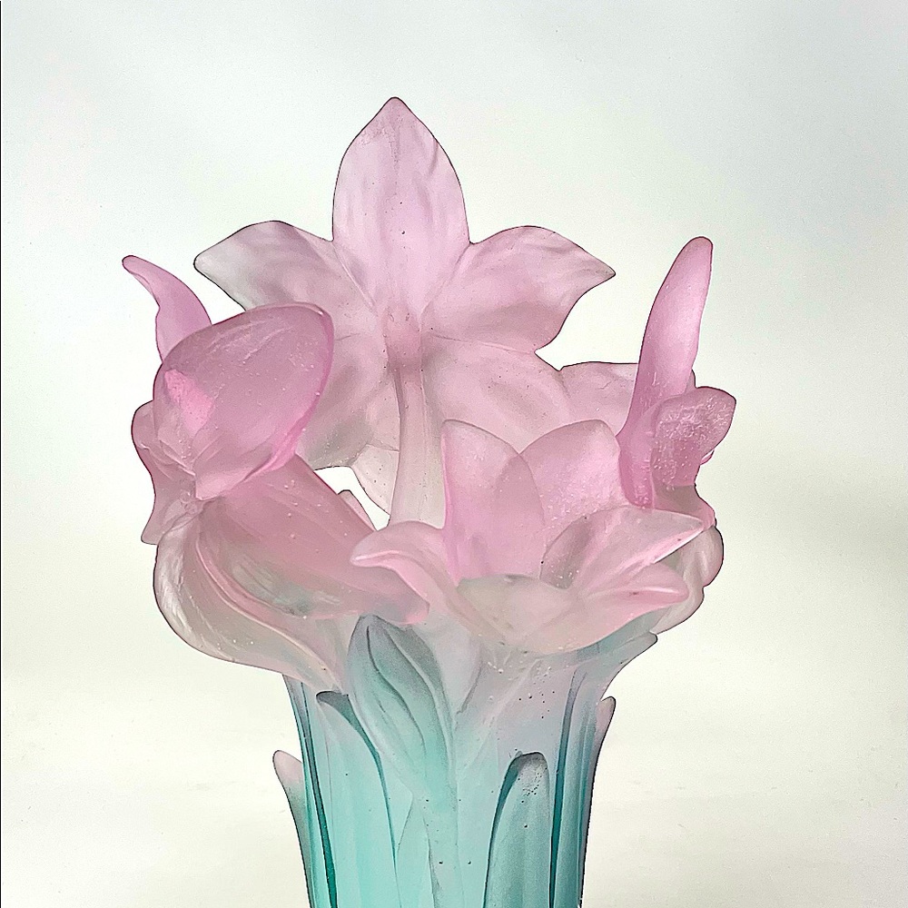 Daum Amaryllis Vase